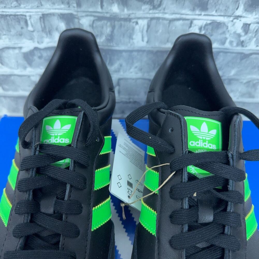 Adidas Samba OG Black Screaming Green Gum Sneakers JR0911 Mens Size 11 New - Picture 4 of 7